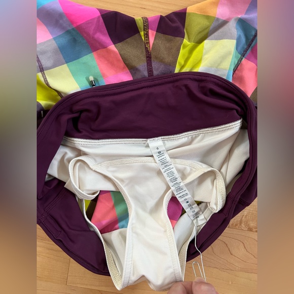 Lululemon Run: Speed Short Sea Check Multi / Plum Plaid | Size 6 - Picture 2 of 11